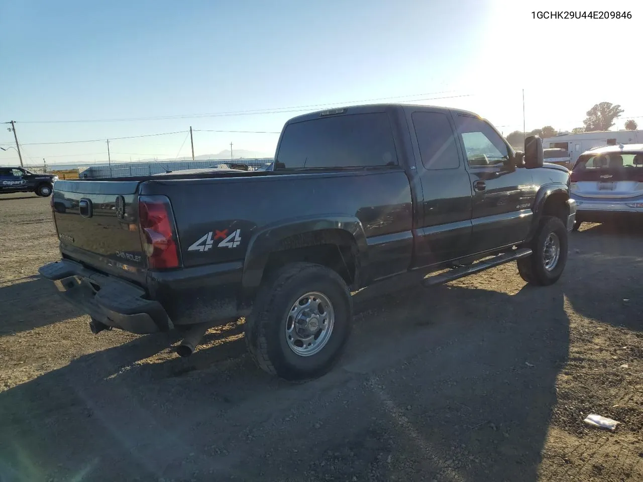 2004 Chevrolet Silverado K2500 Heavy Duty VIN: 1GCHK29U44E209846 Lot: 73250694