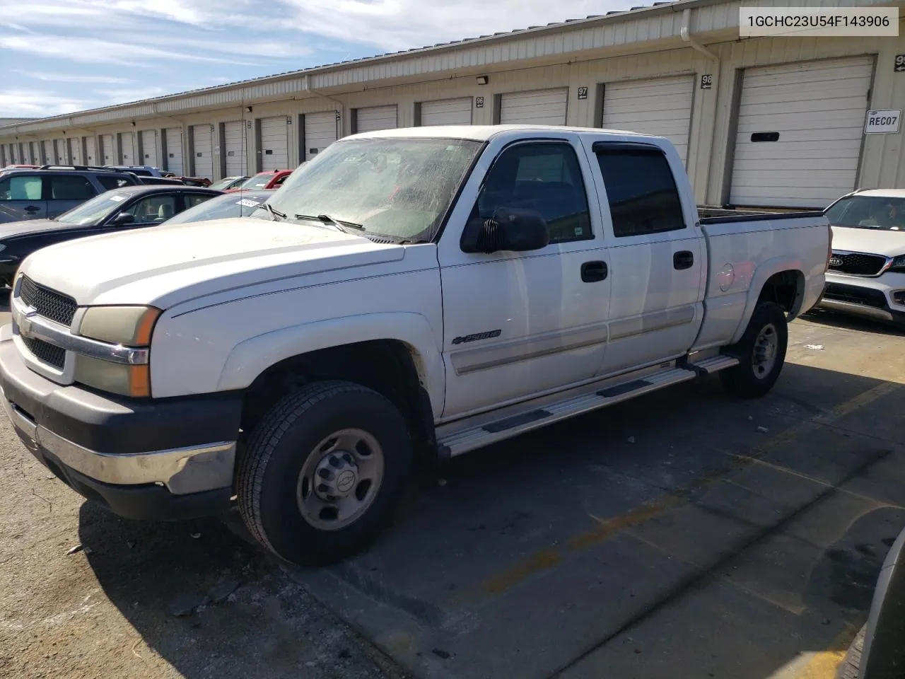 2004 Chevrolet Silverado C2500 Heavy Duty VIN: 1GCHC23U54F143906 Lot: 73301724