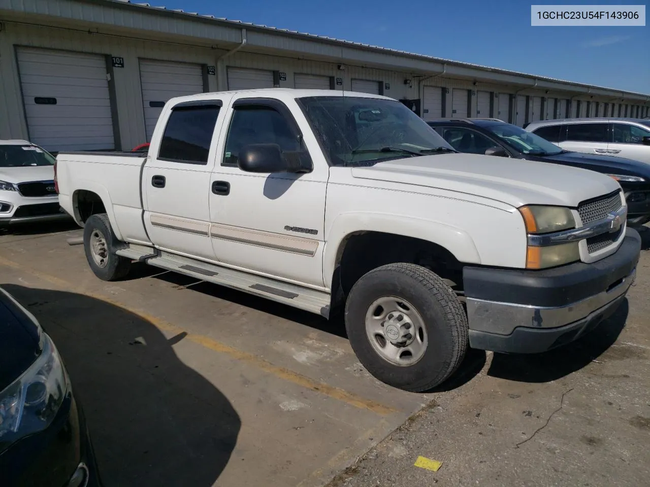 2004 Chevrolet Silverado C2500 Heavy Duty VIN: 1GCHC23U54F143906 Lot: 73301724