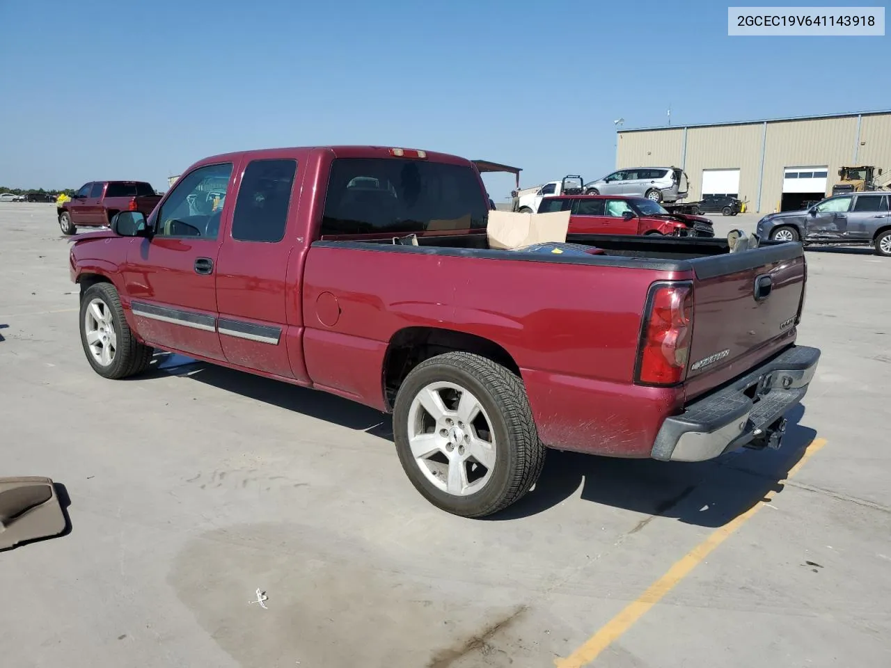 2004 Chevrolet Silverado C1500 VIN: 2GCEC19V641143918 Lot: 73551914