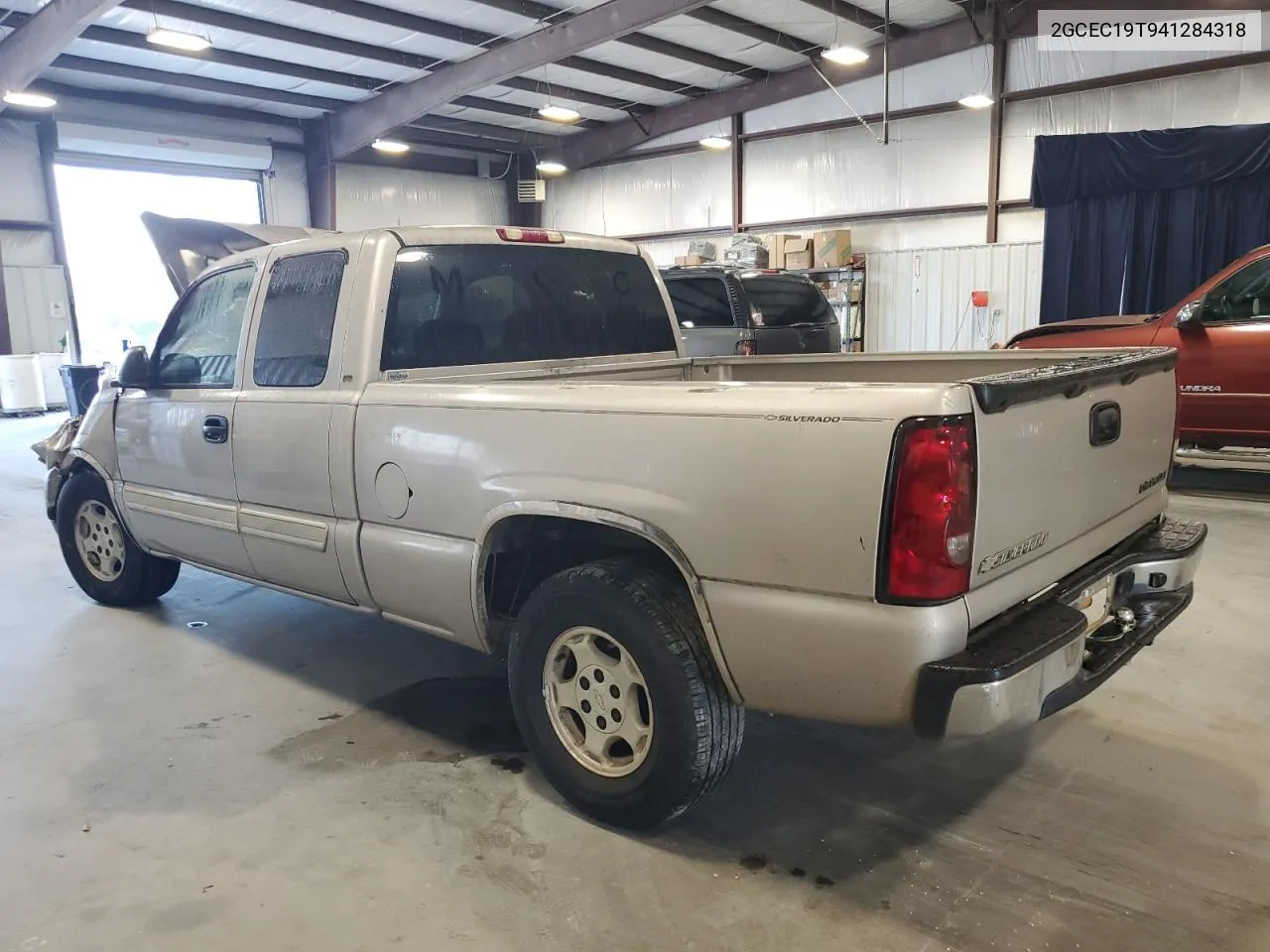 2004 Chevrolet Silverado C1500 VIN: 2GCEC19T941284318 Lot: 73968654