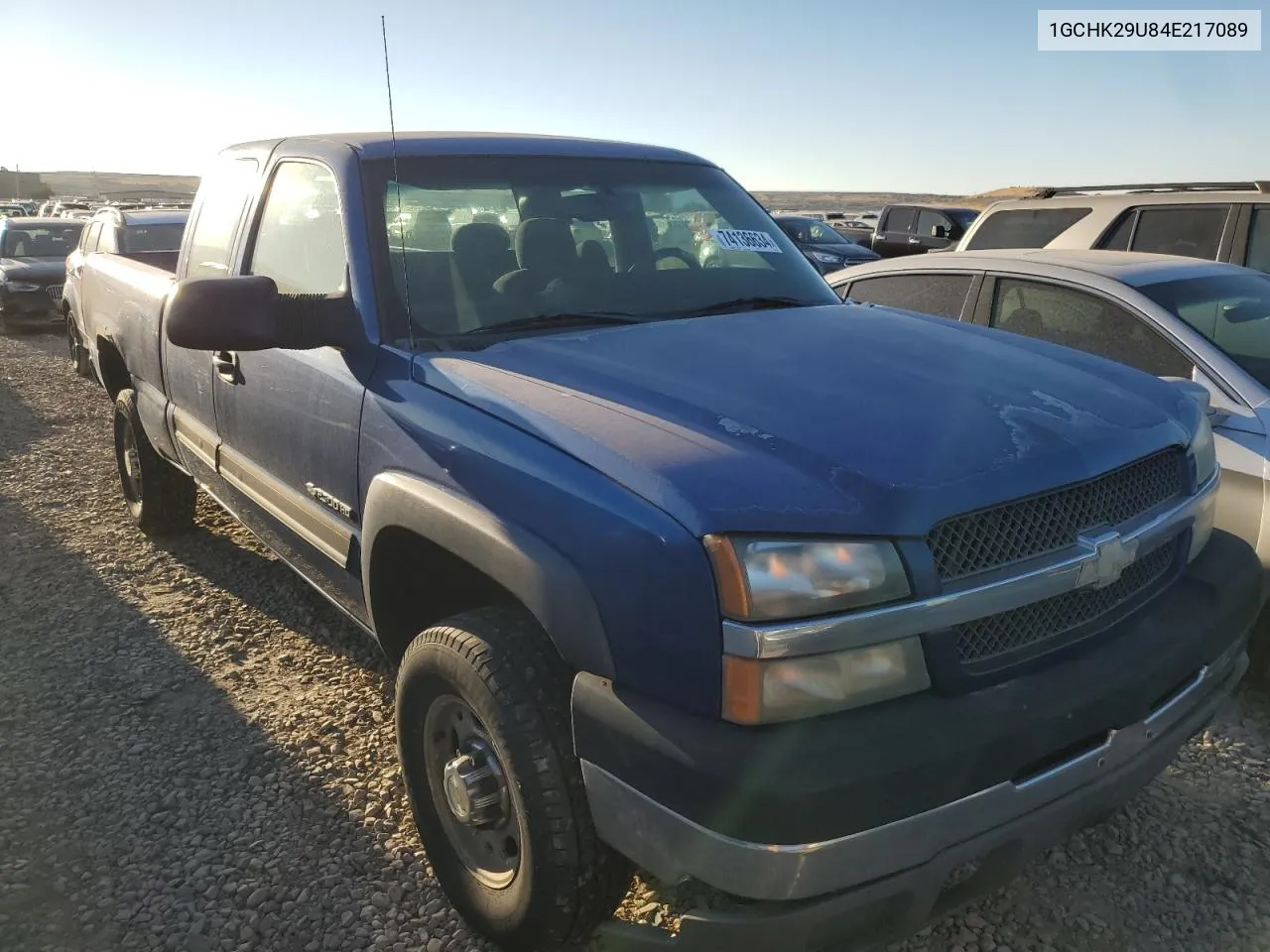 2004 Chevrolet Silverado K2500 Heavy Duty VIN: 1GCHK29U84E217089 Lot: 74136634