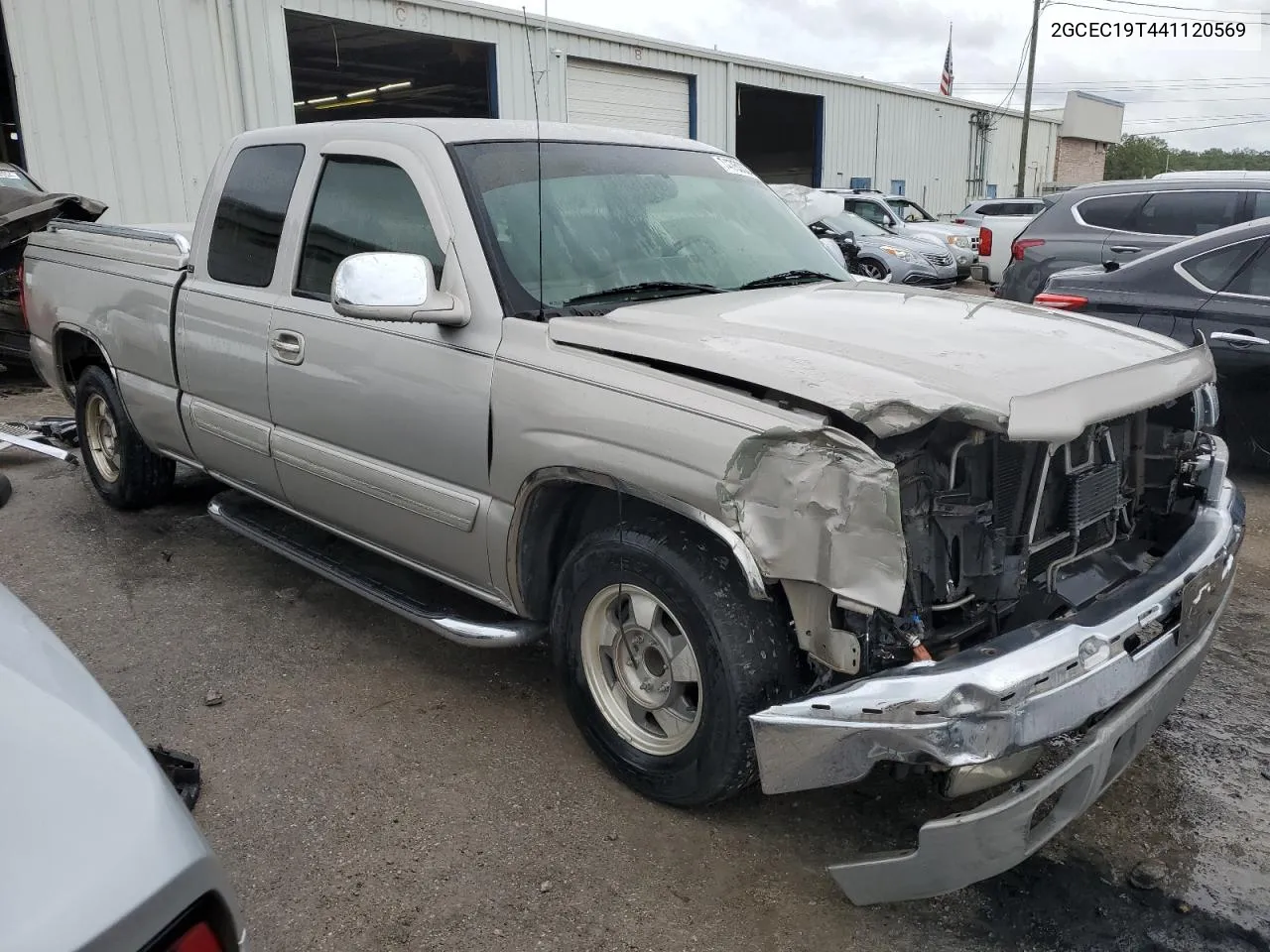 2004 Chevrolet Silverado C1500 VIN: 2GCEC19T441120569 Lot: 74768834