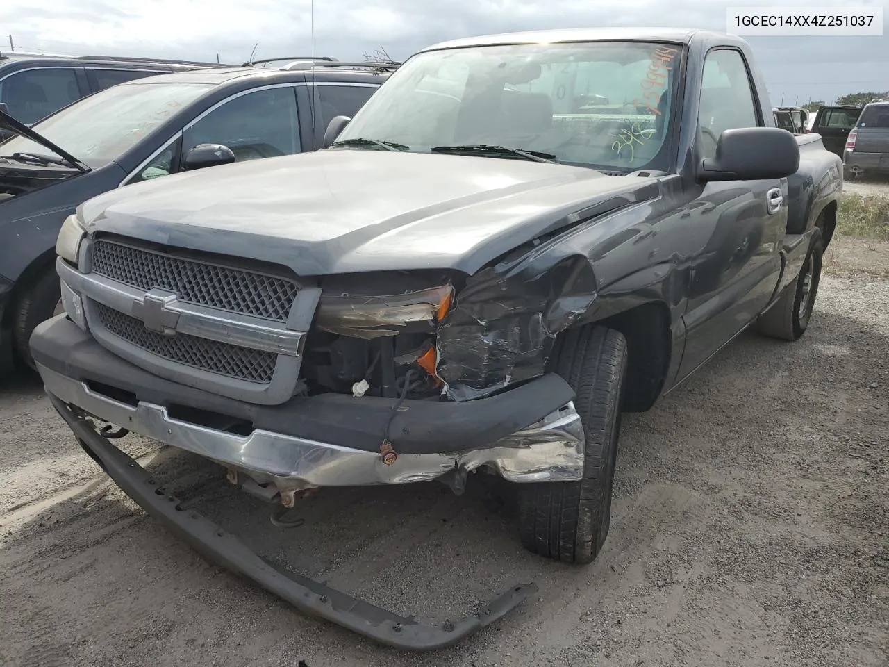 2004 Chevrolet Silverado C1500 VIN: 1GCEC14XX4Z251037 Lot: 75999414