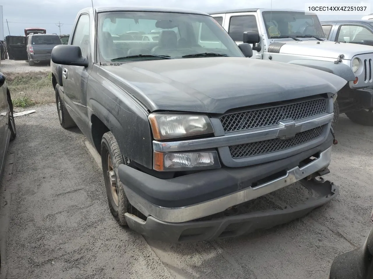 2004 Chevrolet Silverado C1500 VIN: 1GCEC14XX4Z251037 Lot: 75999414