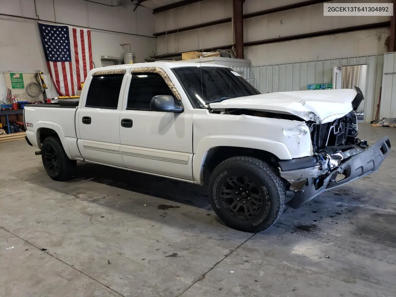 2004 Chevrolet Silverado K1500 VIN: 2GCEK13T641304892 Lot: 76982174