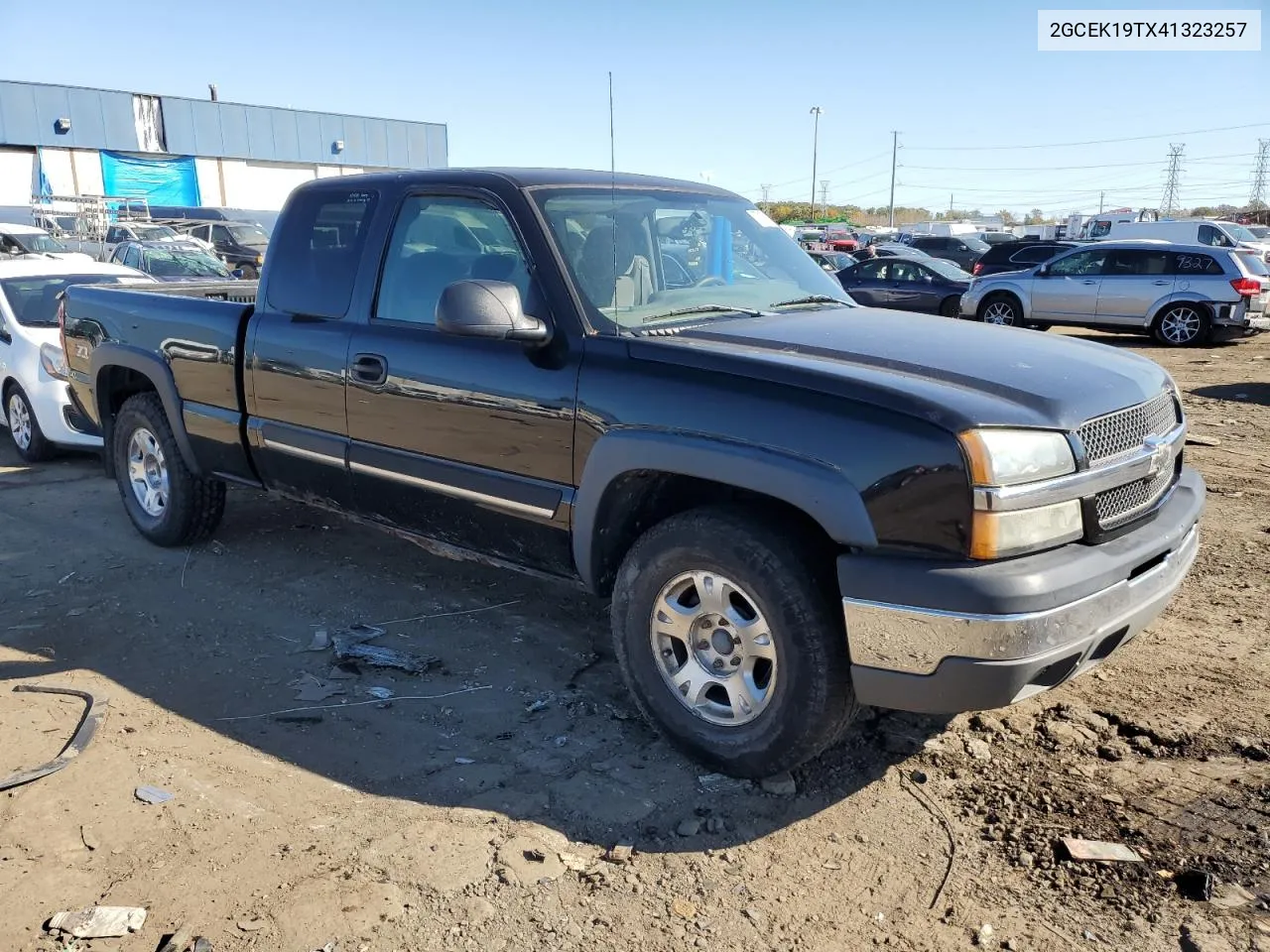 2004 Chevrolet Silverado K1500 VIN: 2GCEK19TX41323257 Lot: 77176124