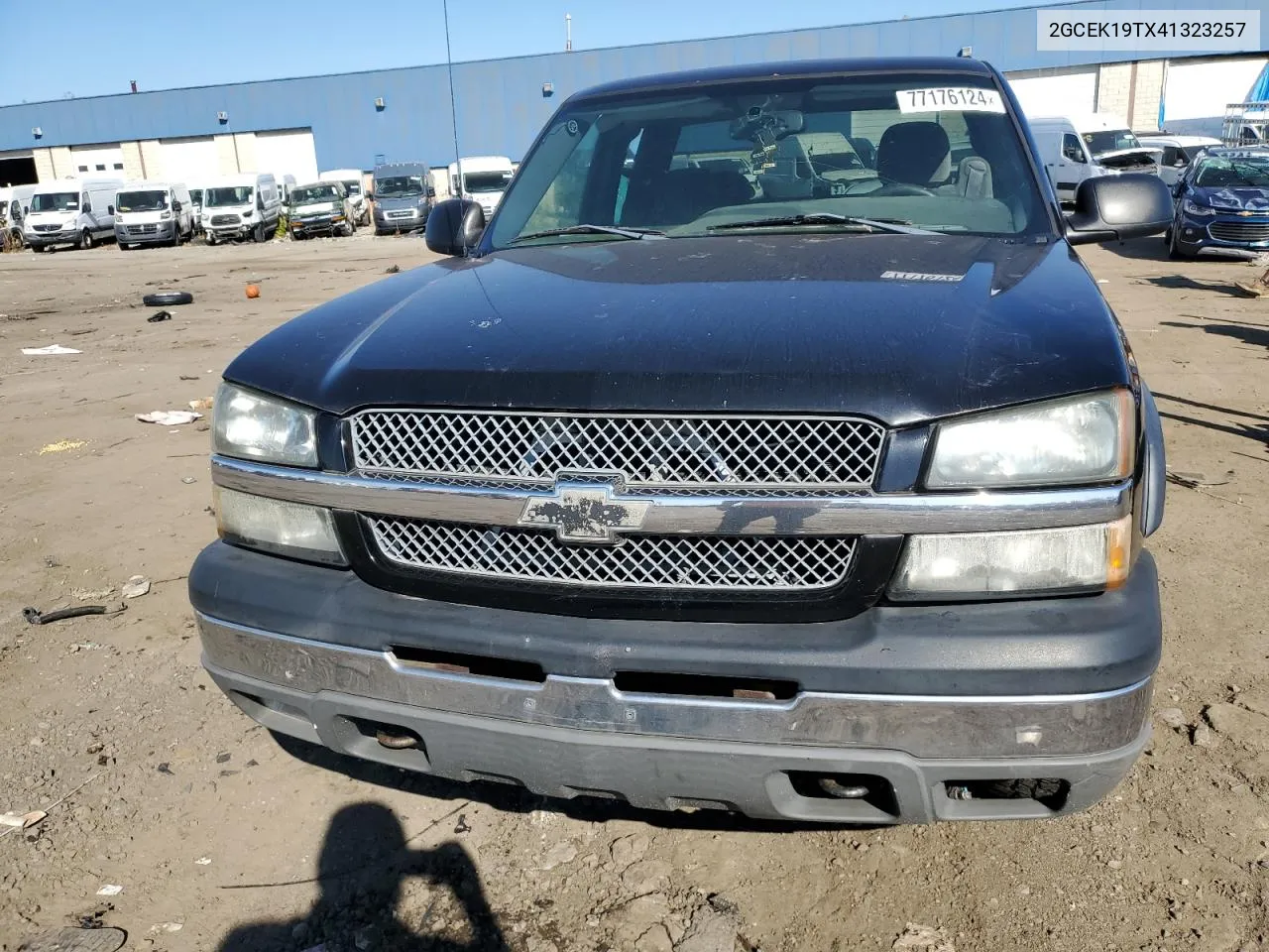 2004 Chevrolet Silverado K1500 VIN: 2GCEK19TX41323257 Lot: 77176124