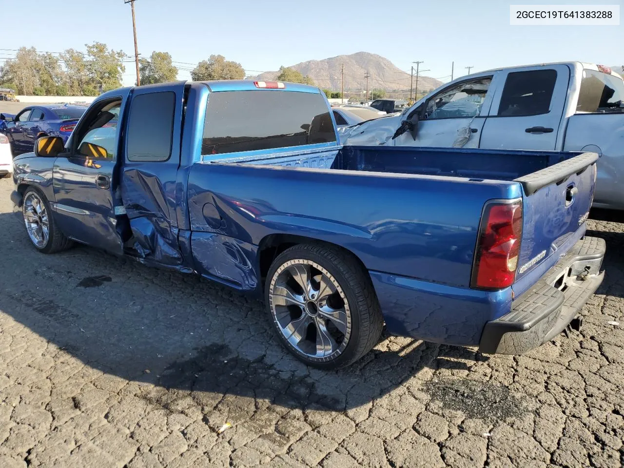 2004 Chevrolet Silverado C1500 VIN: 2GCEC19T641383288 Lot: 77834744