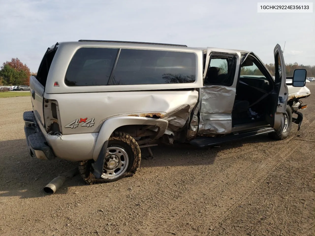 2004 Chevrolet Silverado K2500 Heavy Duty VIN: 1GCHK29224E356133 Lot: 78276064