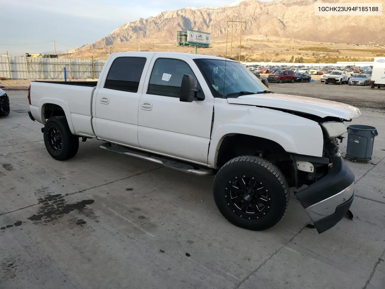 2004 Chevrolet Silverado K2500 Heavy Duty VIN: 1GCHK23U94F185188 Lot: 81033224