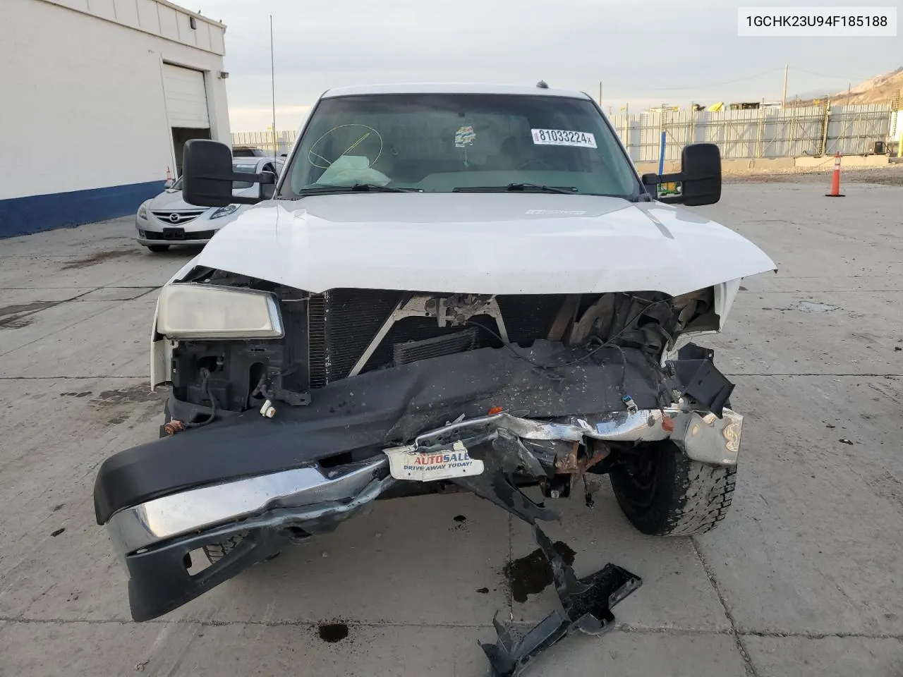 2004 Chevrolet Silverado K2500 Heavy Duty VIN: 1GCHK23U94F185188 Lot: 81033224