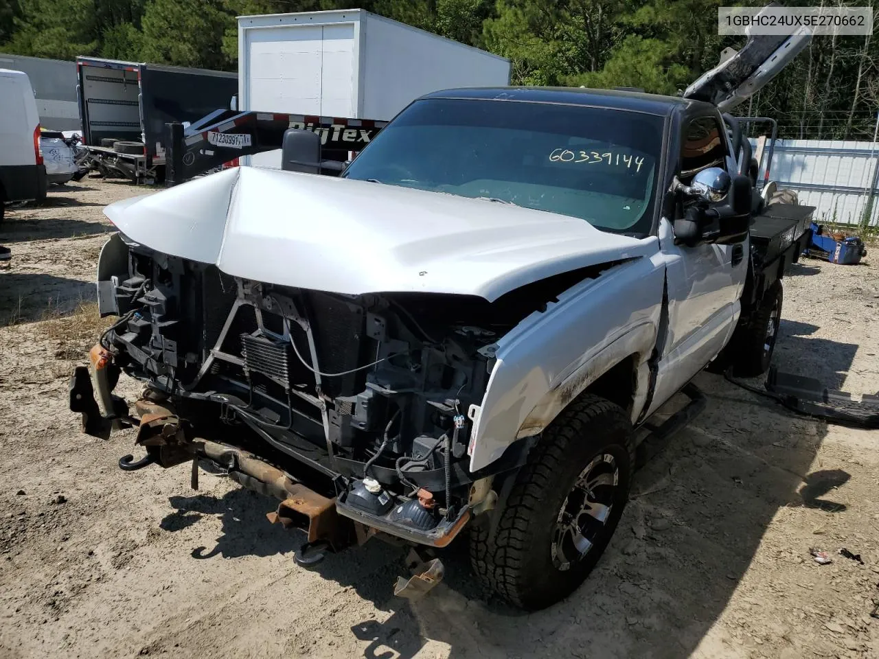 2005 Chevrolet Silverado C2500 Heavy Duty VIN: 1GBHC24UX5E270662 Lot: 60339144