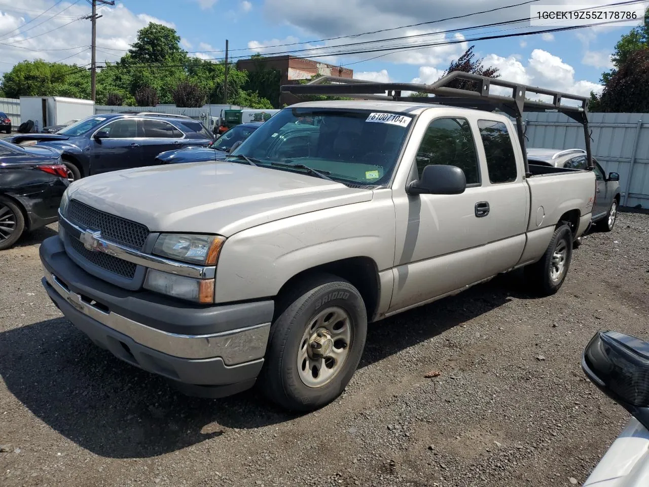 2005 Chevrolet Silverado K1500 VIN: 1GCEK19Z55Z178786 Lot: 61007104