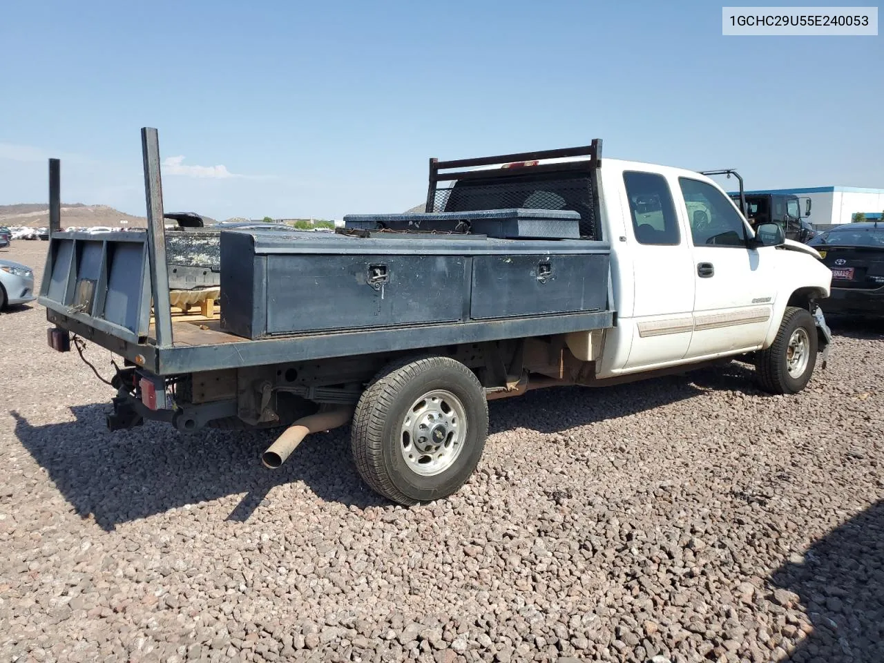 2005 Chevrolet Silverado C2500 Heavy Duty VIN: 1GCHC29U55E240053 Lot: 63507774