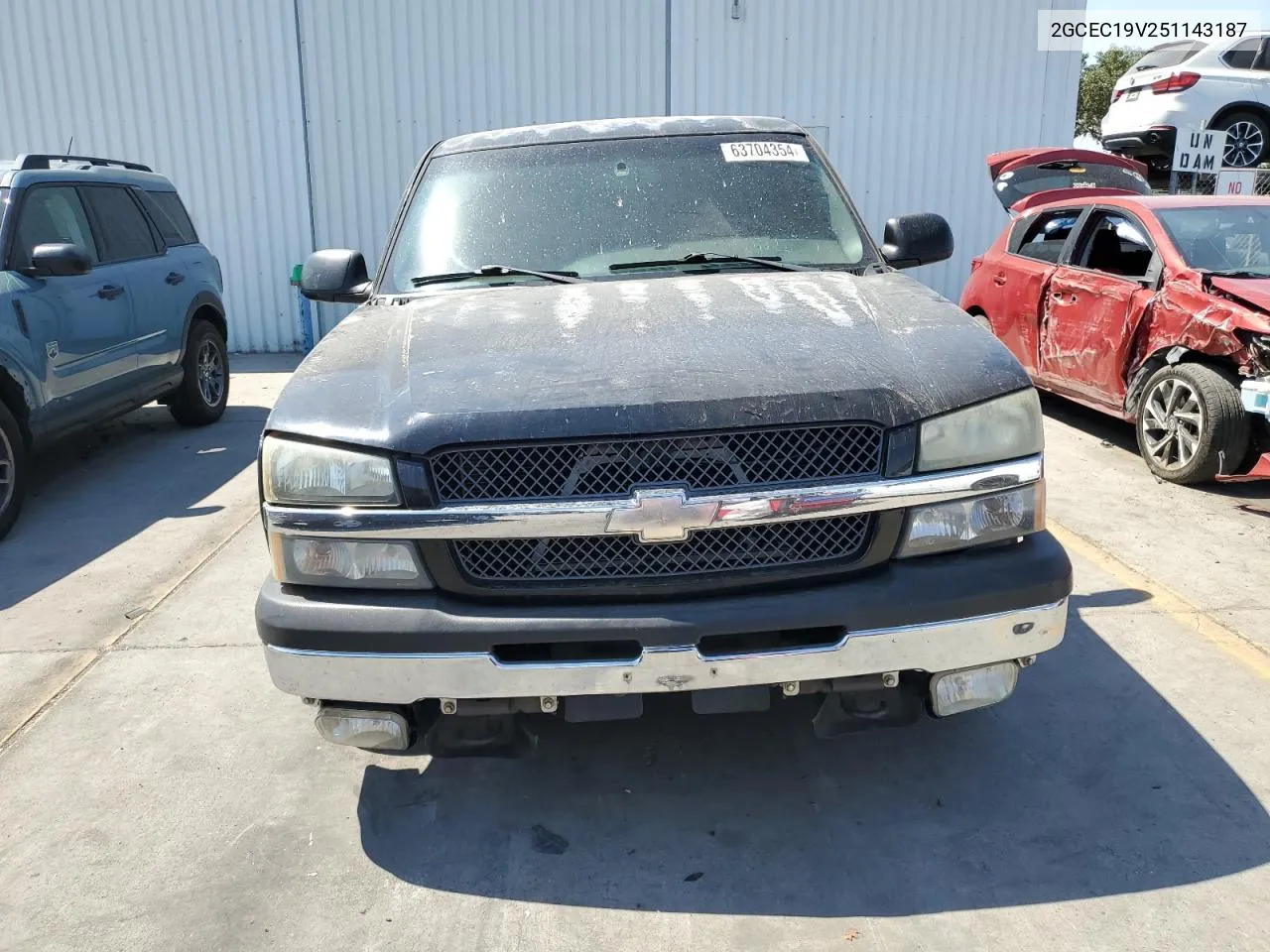 2005 Chevrolet Silverado C1500 VIN: 2GCEC19V251143187 Lot: 63704354