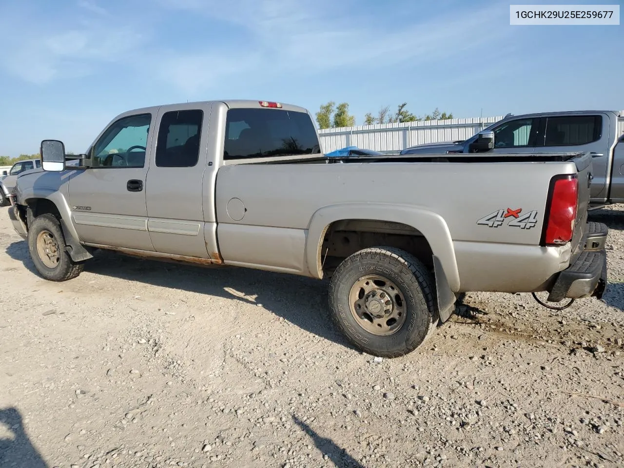 2005 Chevrolet Silverado K2500 Heavy Duty VIN: 1GCHK29U25E259677 Lot: 64209524