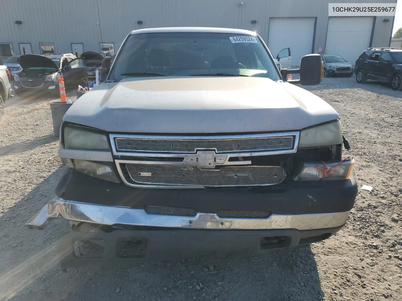 2005 Chevrolet Silverado K2500 Heavy Duty VIN: 1GCHK29U25E259677 Lot: 64209524