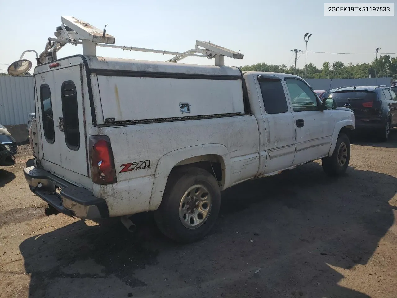 2005 Chevrolet Silverado K1500 VIN: 2GCEK19TX51197533 Lot: 66073424