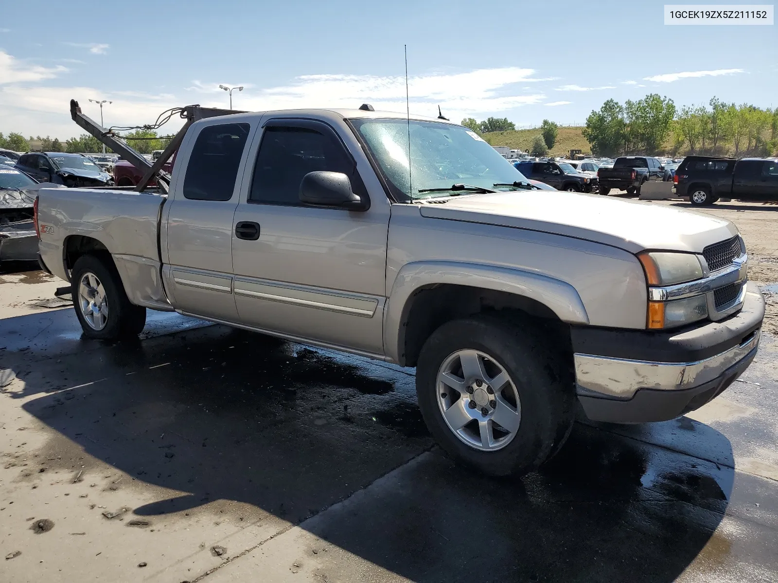 2005 Chevrolet Silverado K1500 VIN: 1GCEK19ZX5Z211152 Lot: 66146604