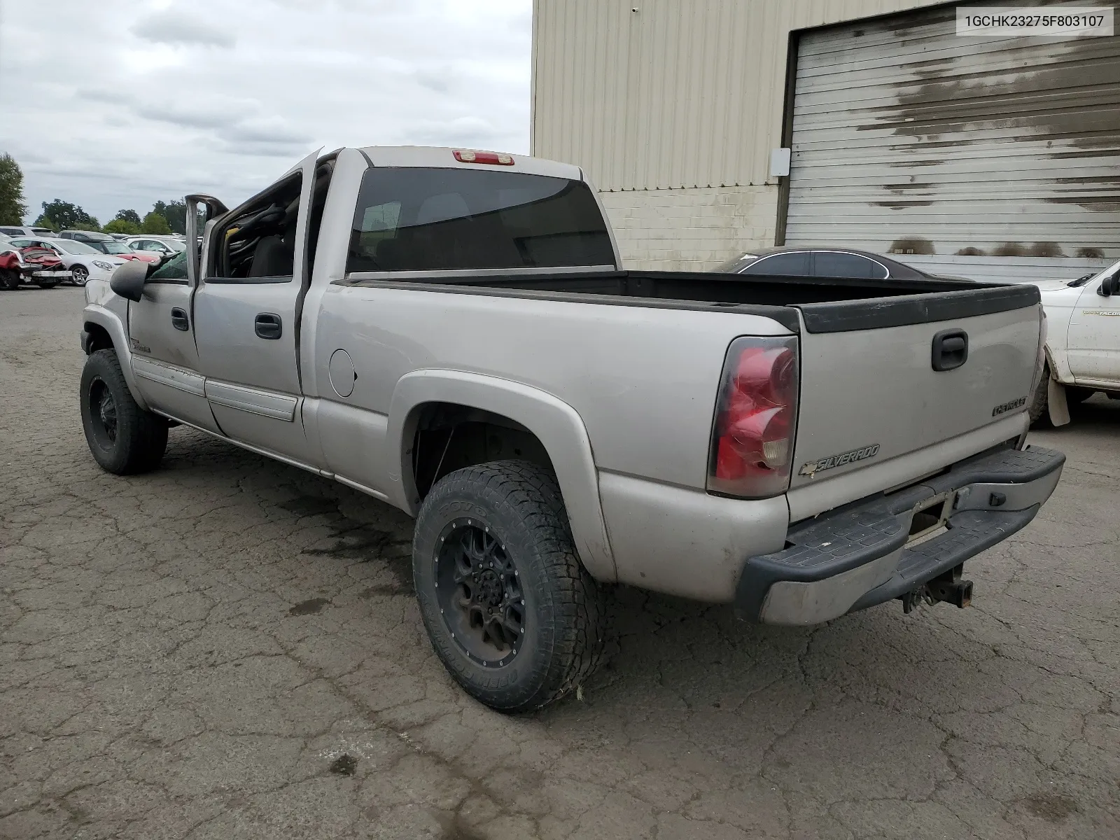 2005 Chevrolet Silverado K2500 Heavy Duty VIN: 1GCHK23275F803107 Lot: 66540304