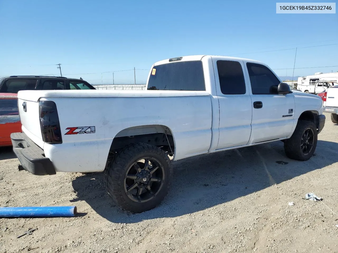 2005 Chevrolet Silverado K1500 VIN: 1GCEK19B45Z332746 Lot: 68049664