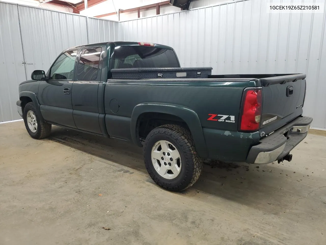 2005 Chevrolet Silverado K1500 VIN: 1GCEK19Z65Z210581 Lot: 68707294