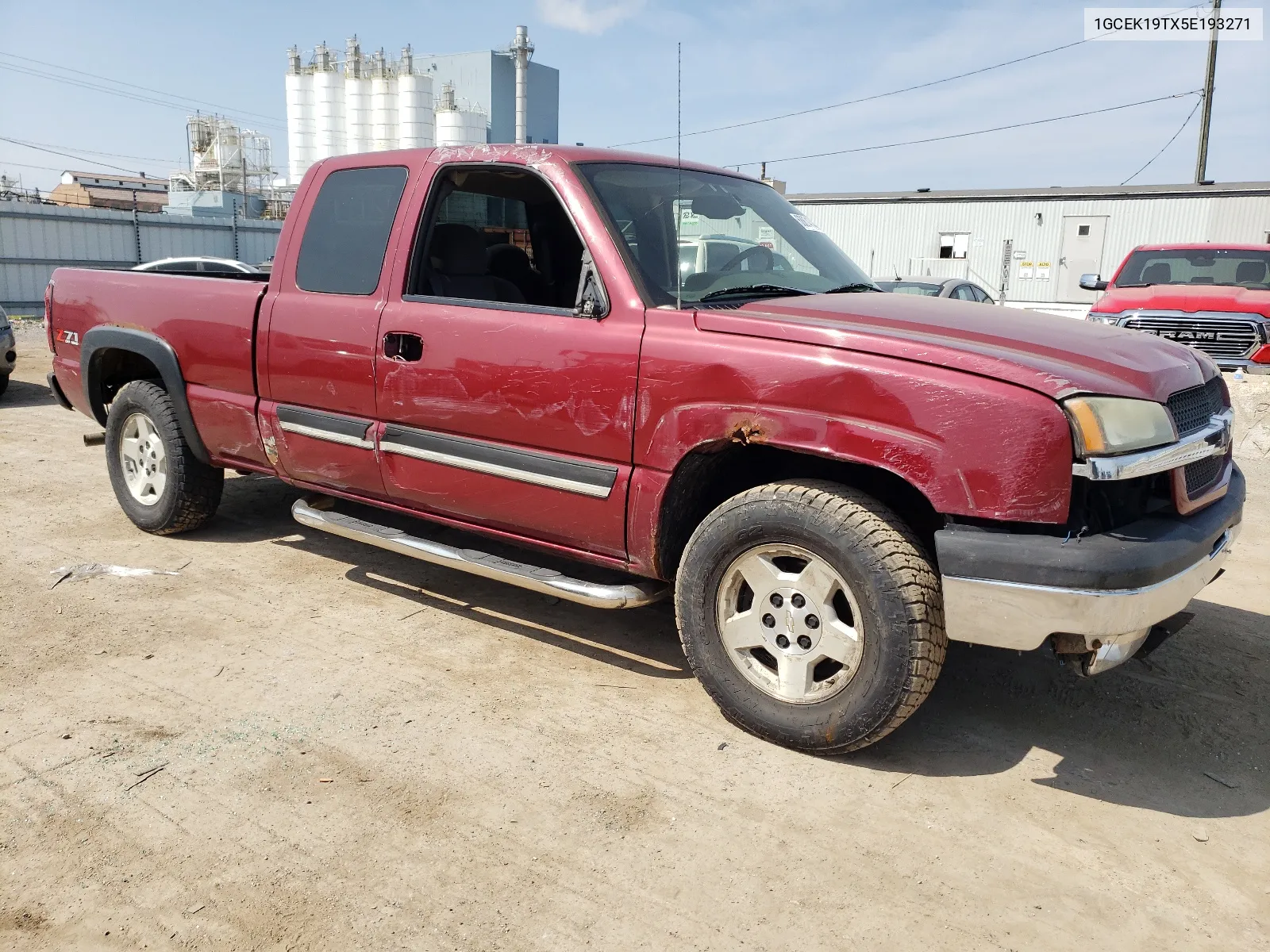 2005 Chevrolet Silverado K1500 VIN: 1GCEK19TX5E193271 Lot: 68874744