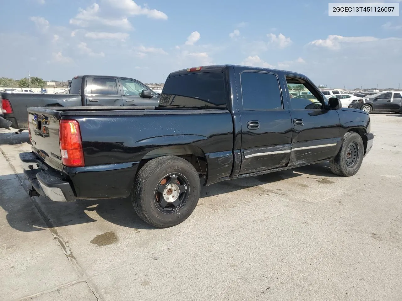 2005 Chevrolet Silverado C1500 VIN: 2GCEC13T451126057 Lot: 69002874