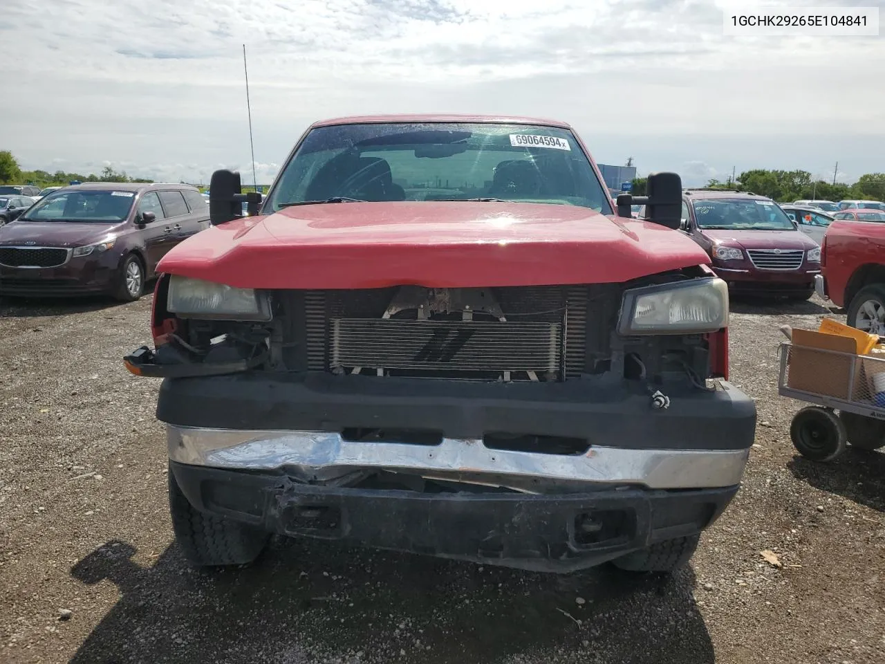 2005 Chevrolet Silverado K2500 Heavy Duty VIN: 1GCHK29265E104841 Lot: 69064594