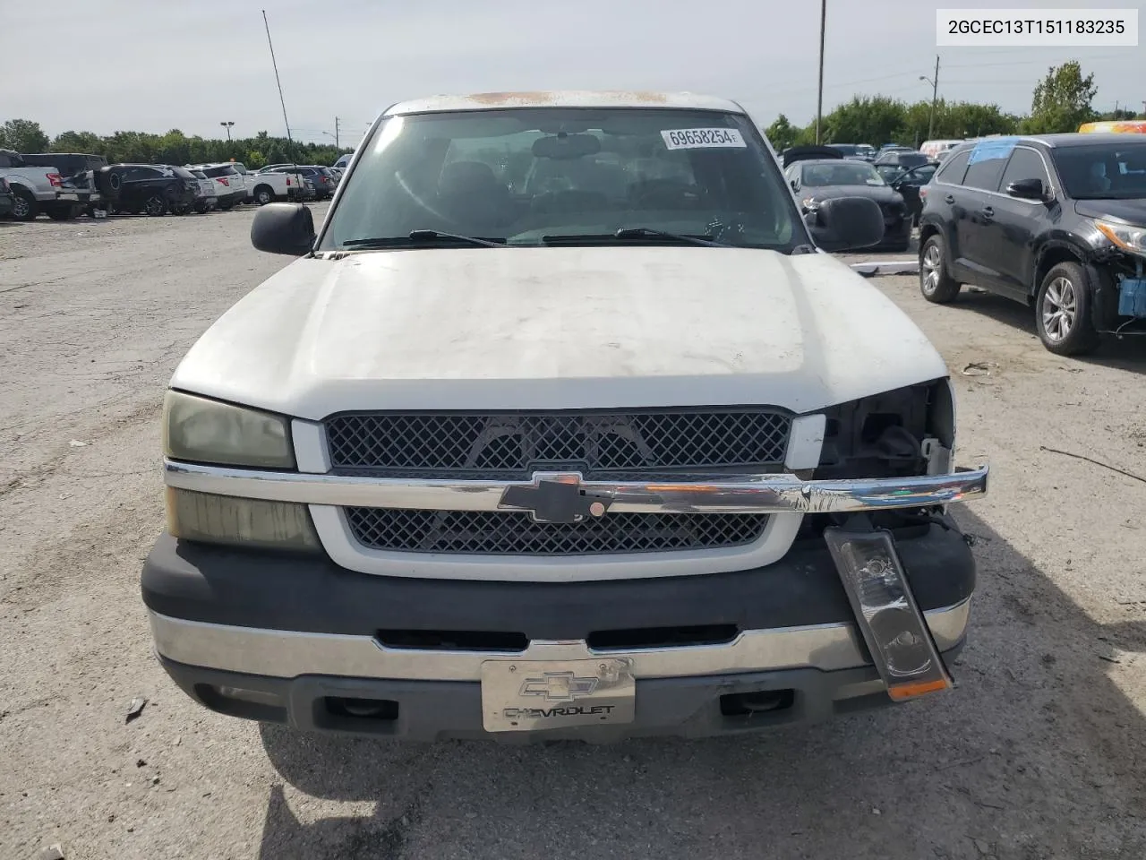 2005 Chevrolet Silverado C1500 VIN: 2GCEC13T151183235 Lot: 69658254