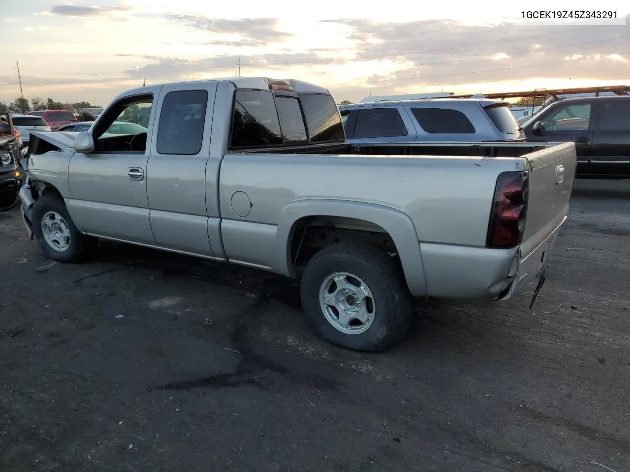 2005 Chevrolet Silverado K1500 VIN: 1GCEK19Z45Z343291 Lot: 69807334