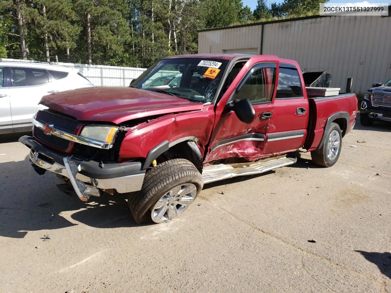 2005 Chevrolet Silverado K1500 VIN: 2GCEK13T551327999 Lot: 70225294