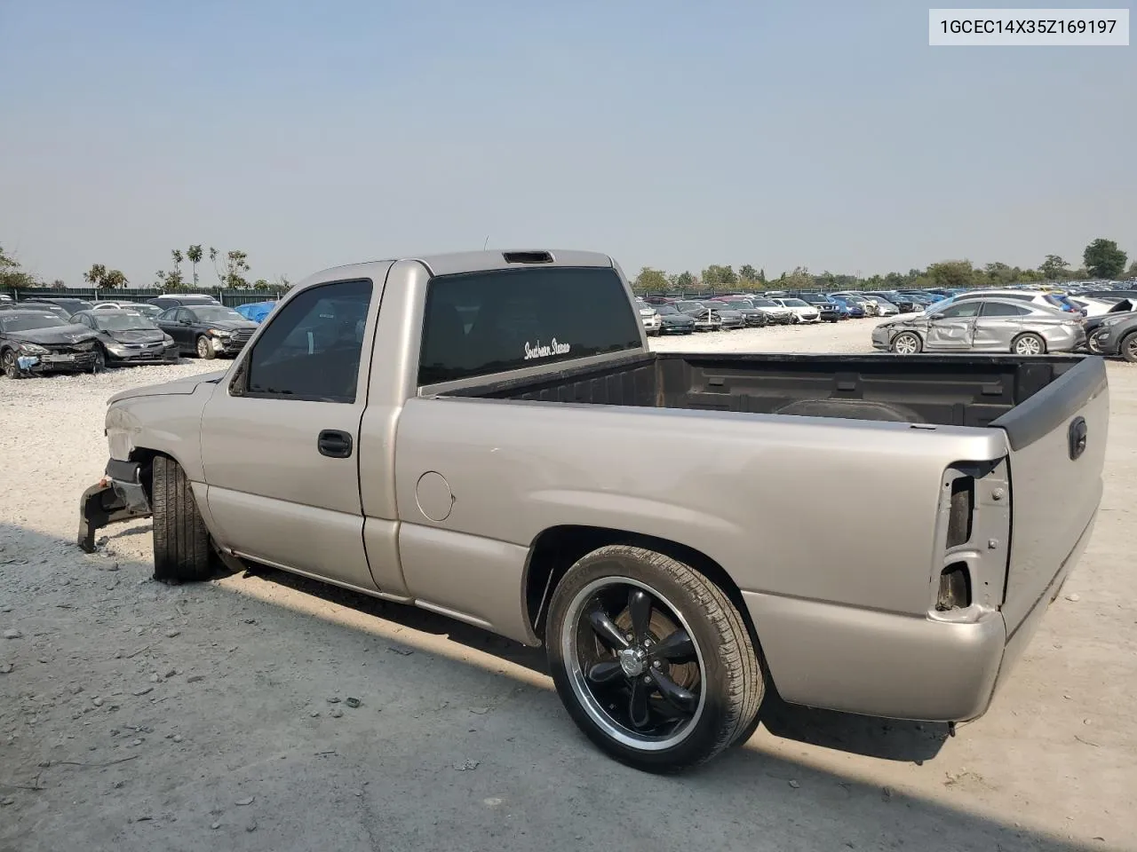 2005 Chevrolet Silverado C1500 VIN: 1GCEC14X35Z169197 Lot: 70397214