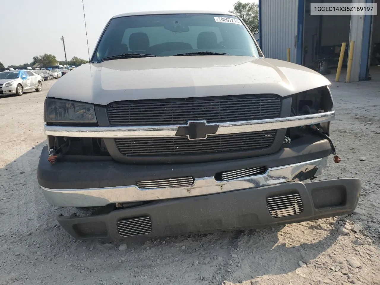 2005 Chevrolet Silverado C1500 VIN: 1GCEC14X35Z169197 Lot: 70397214