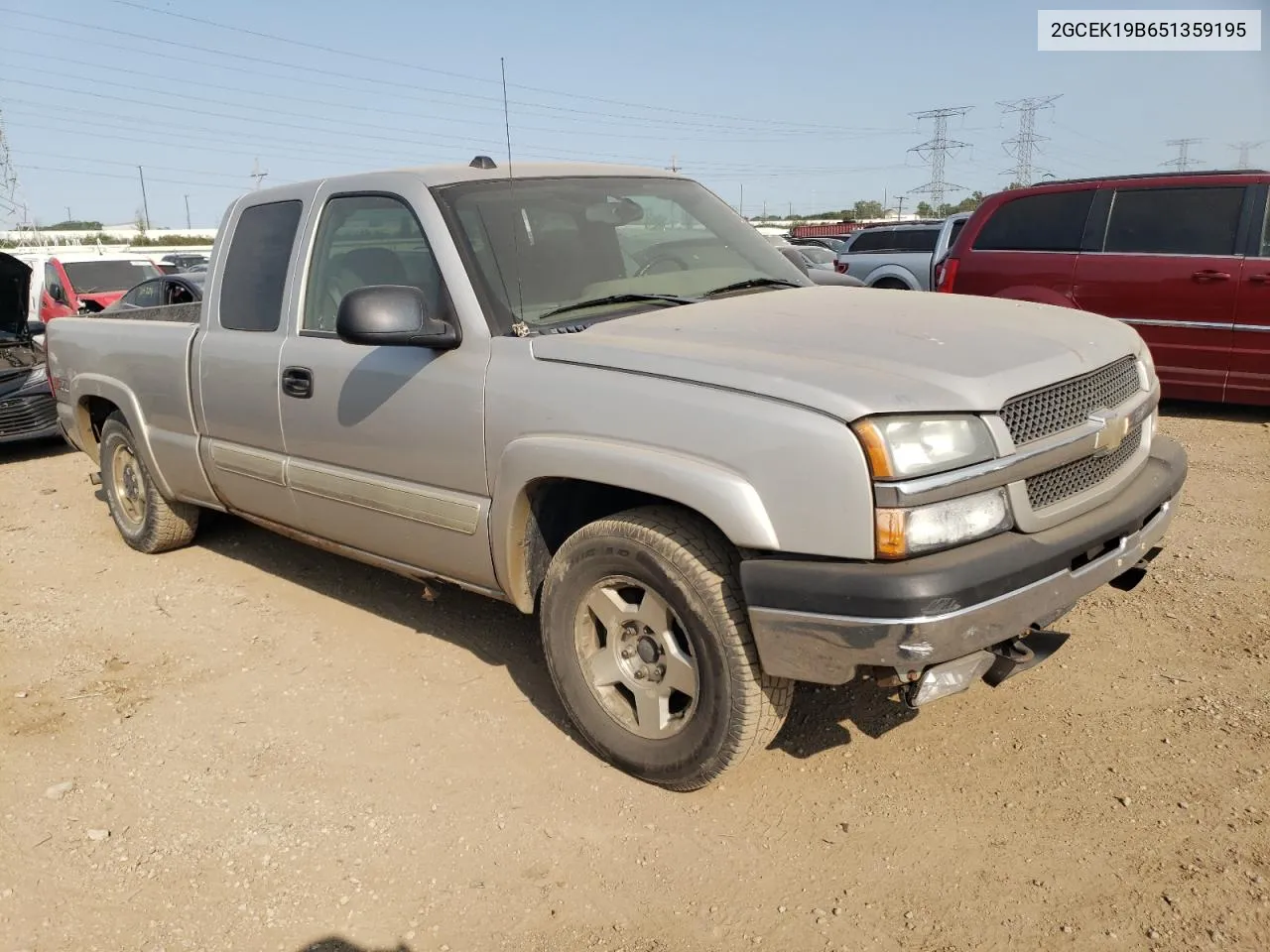 2005 Chevrolet Silverado K1500 VIN: 2GCEK19B651359195 Lot: 70998914