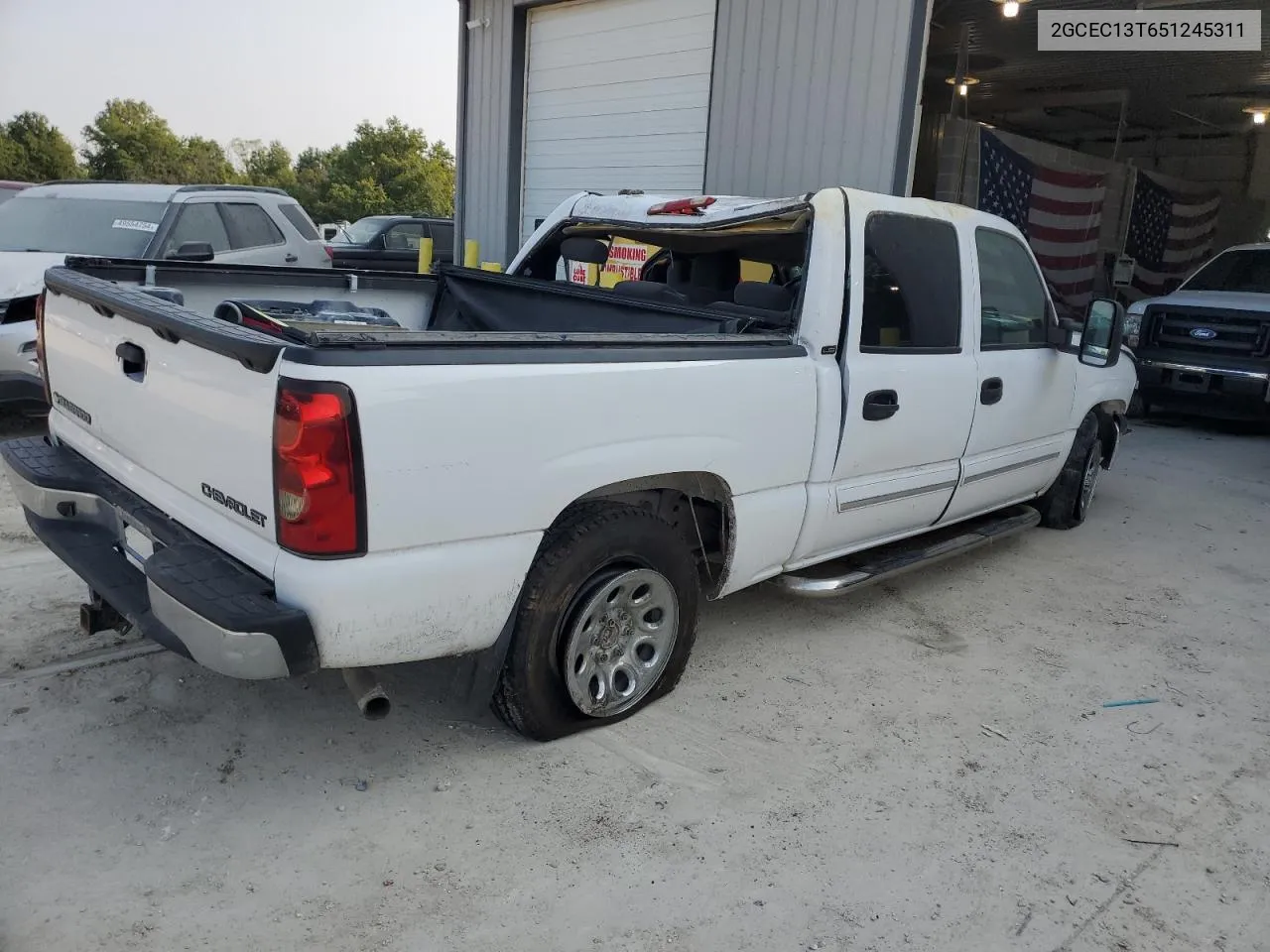 2005 Chevrolet Silverado C1500 VIN: 2GCEC13T651245311 Lot: 71050664