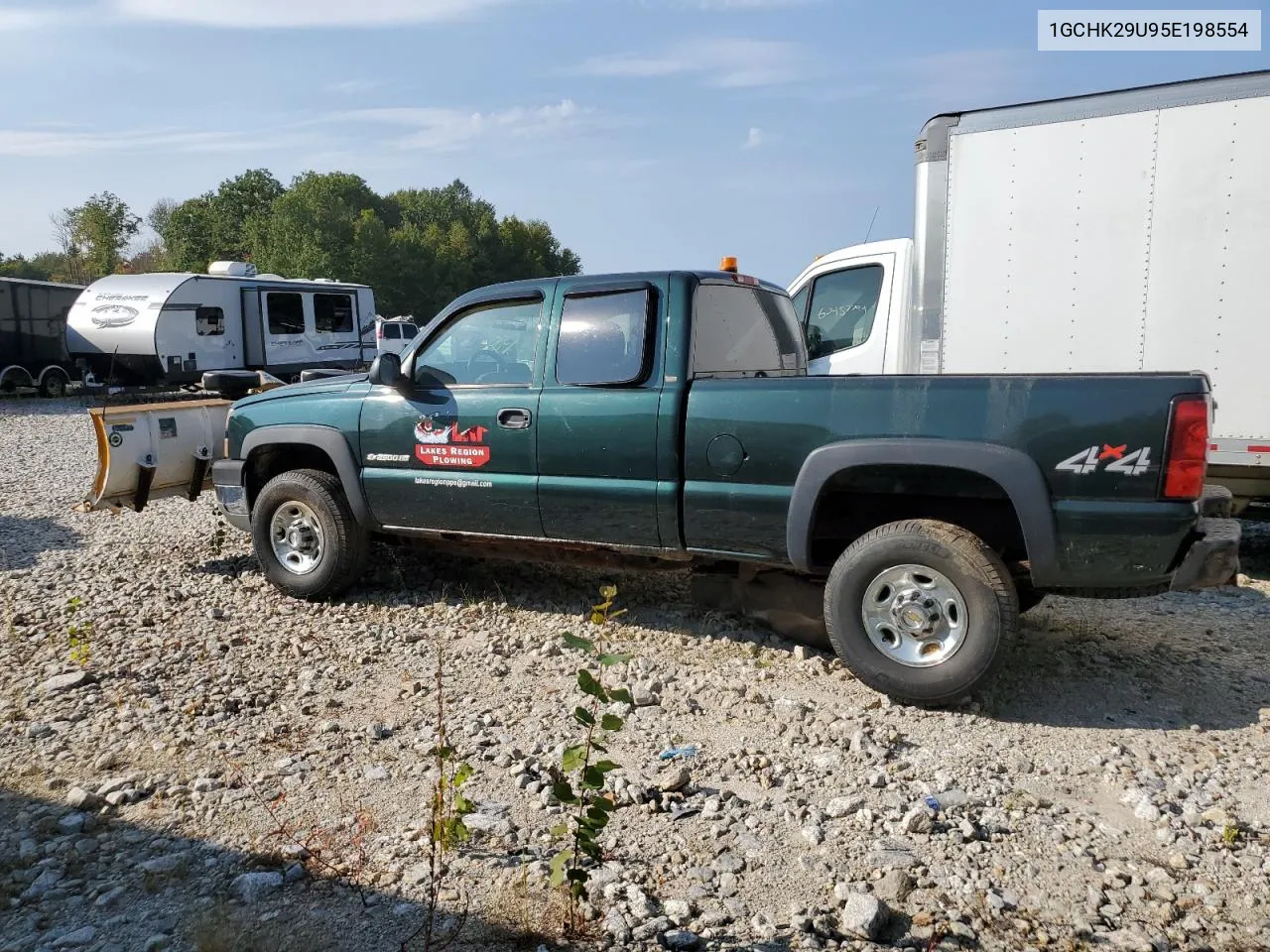 2005 Chevrolet Silverado K2500 Heavy Duty VIN: 1GCHK29U95E198554 Lot: 71074004