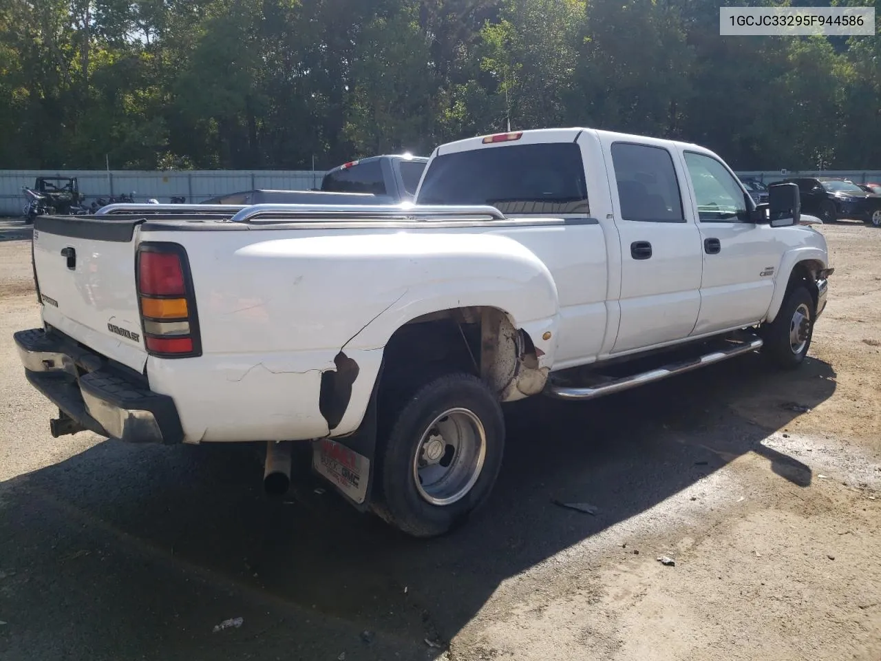 1GCJC33295F944586 2005 Chevrolet Silverado C3500