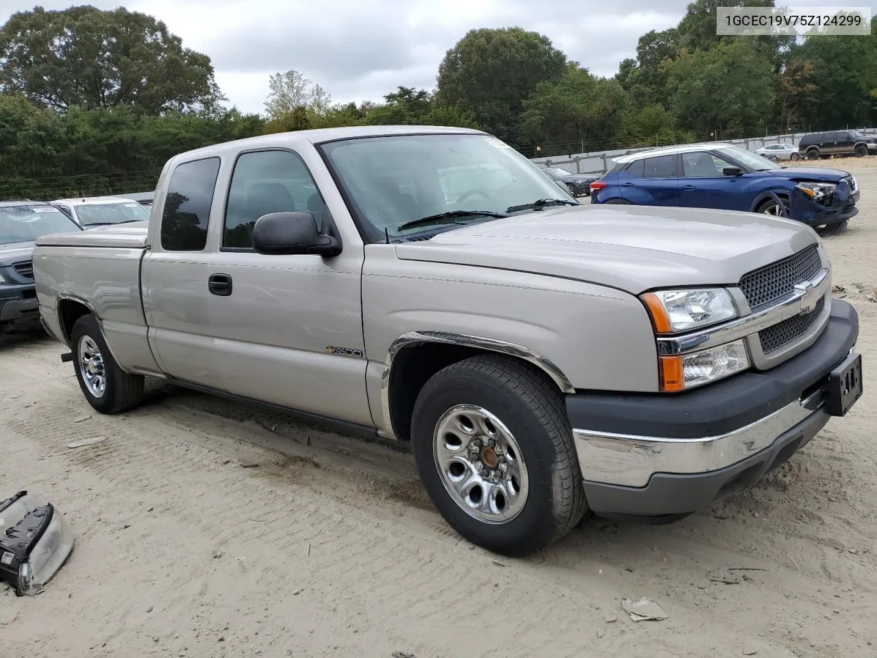 2005 Chevrolet Silverado C1500 VIN: 1GCEC19V75Z124299 Lot: 71563774