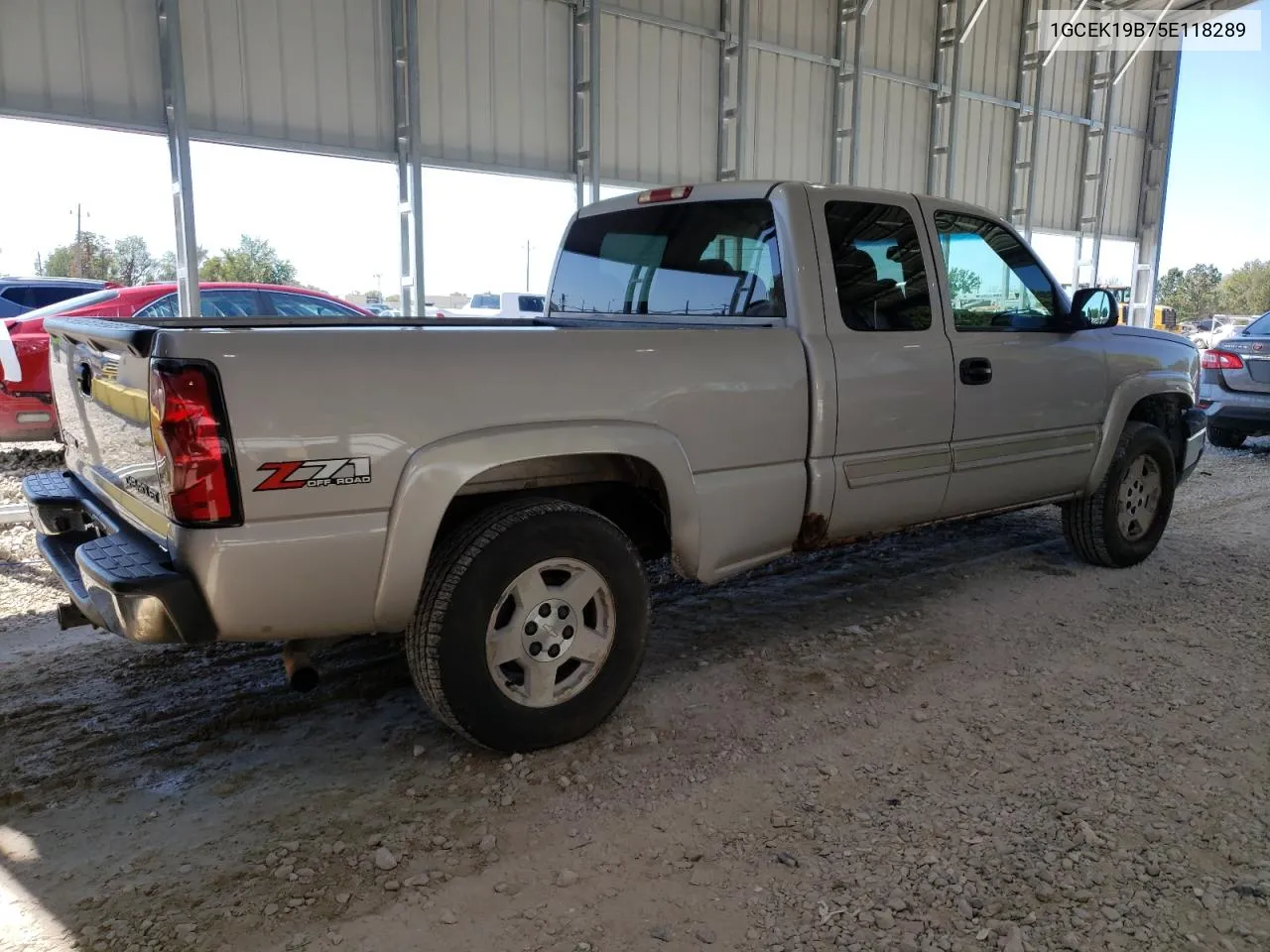 2005 Chevrolet Silverado K1500 VIN: 1GCEK19B75E118289 Lot: 72653704