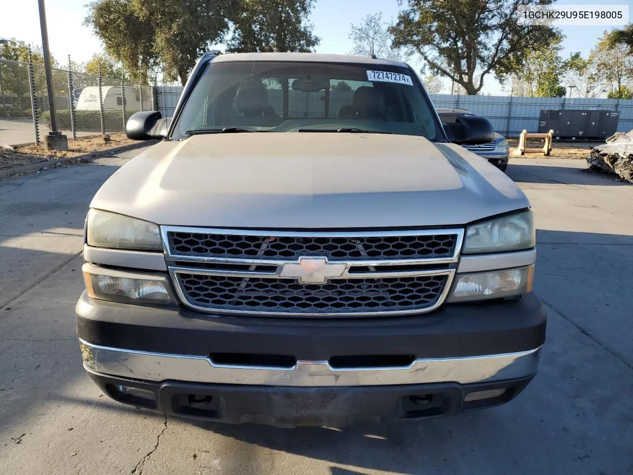 2005 Chevrolet Silverado K2500 Heavy Duty VIN: 1GCHK29U95E198005 Lot: 72747274