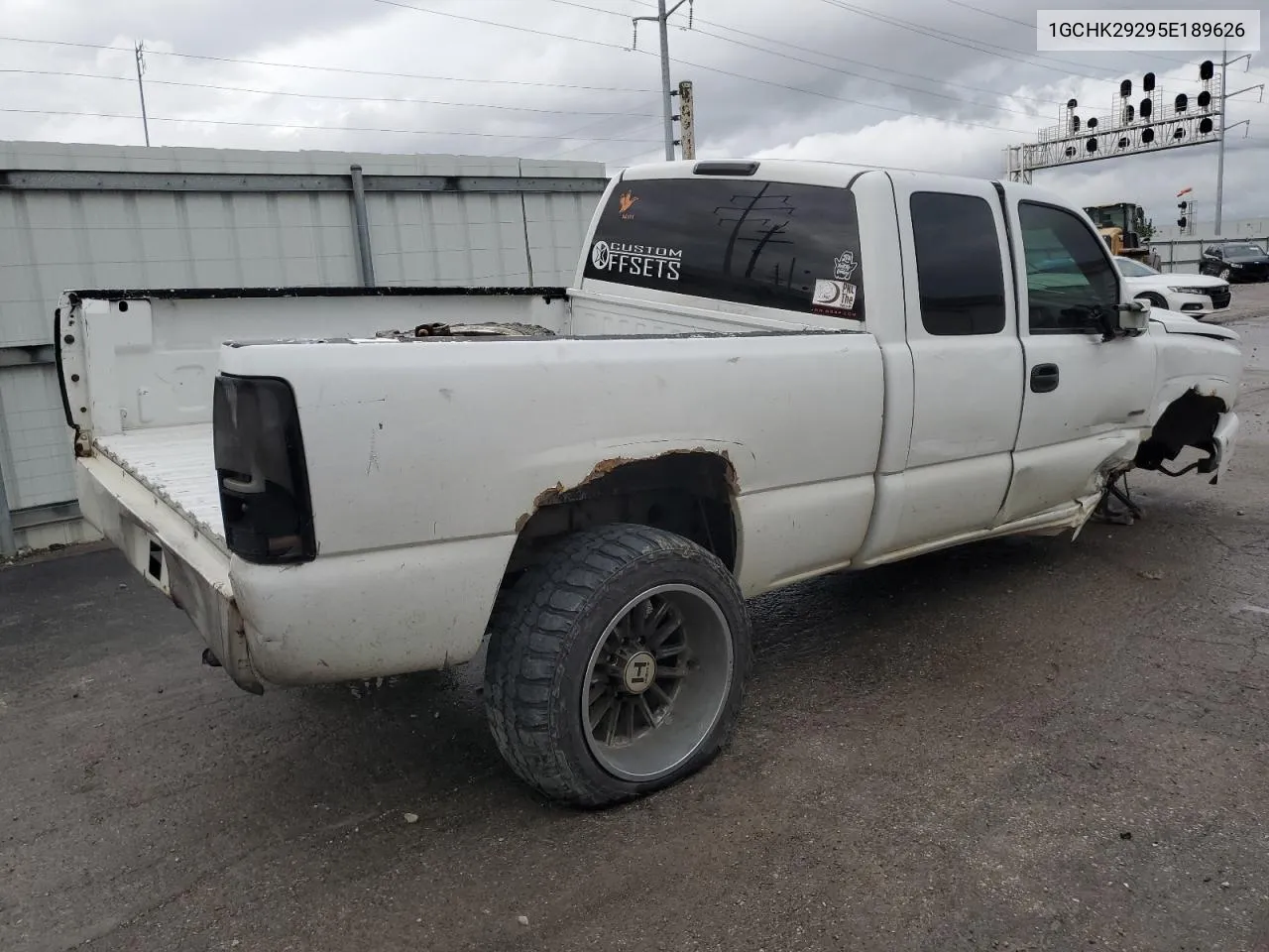 2005 Chevrolet Silverado K2500 Heavy Duty VIN: 1GCHK29295E189626 Lot: 72891544