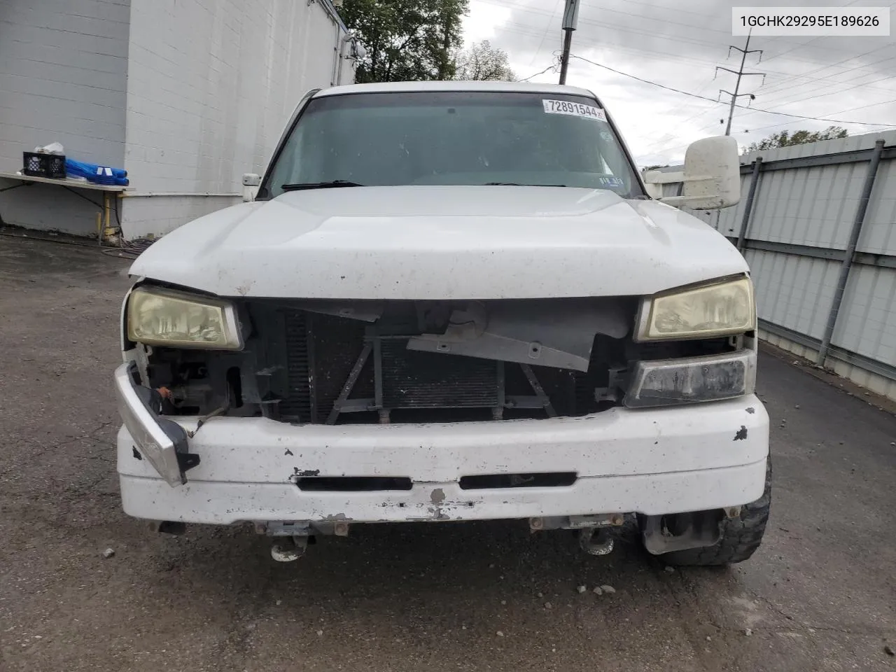 2005 Chevrolet Silverado K2500 Heavy Duty VIN: 1GCHK29295E189626 Lot: 72891544