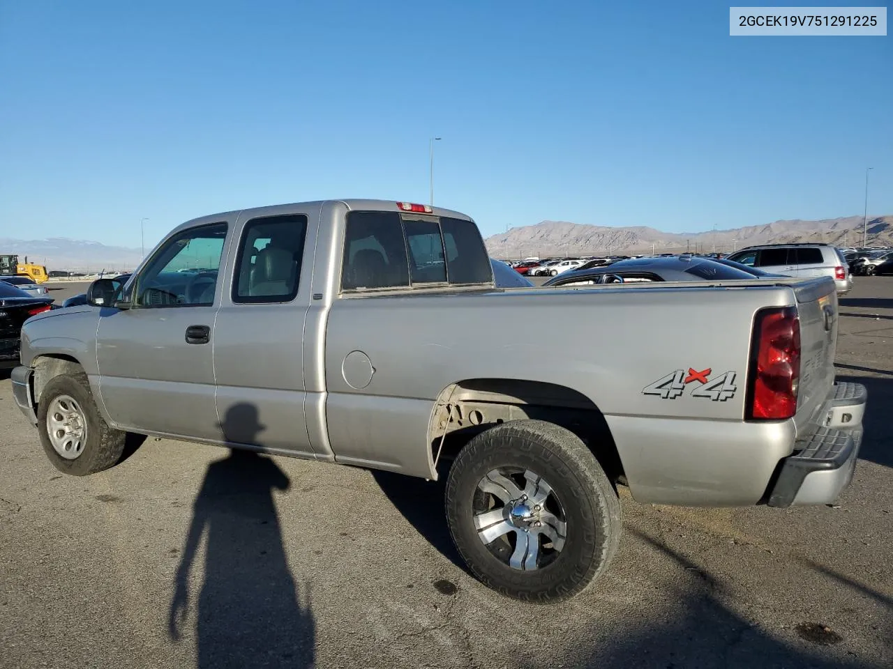 2005 Chevrolet Silverado K1500 VIN: 2GCEK19V751291225 Lot: 73033344