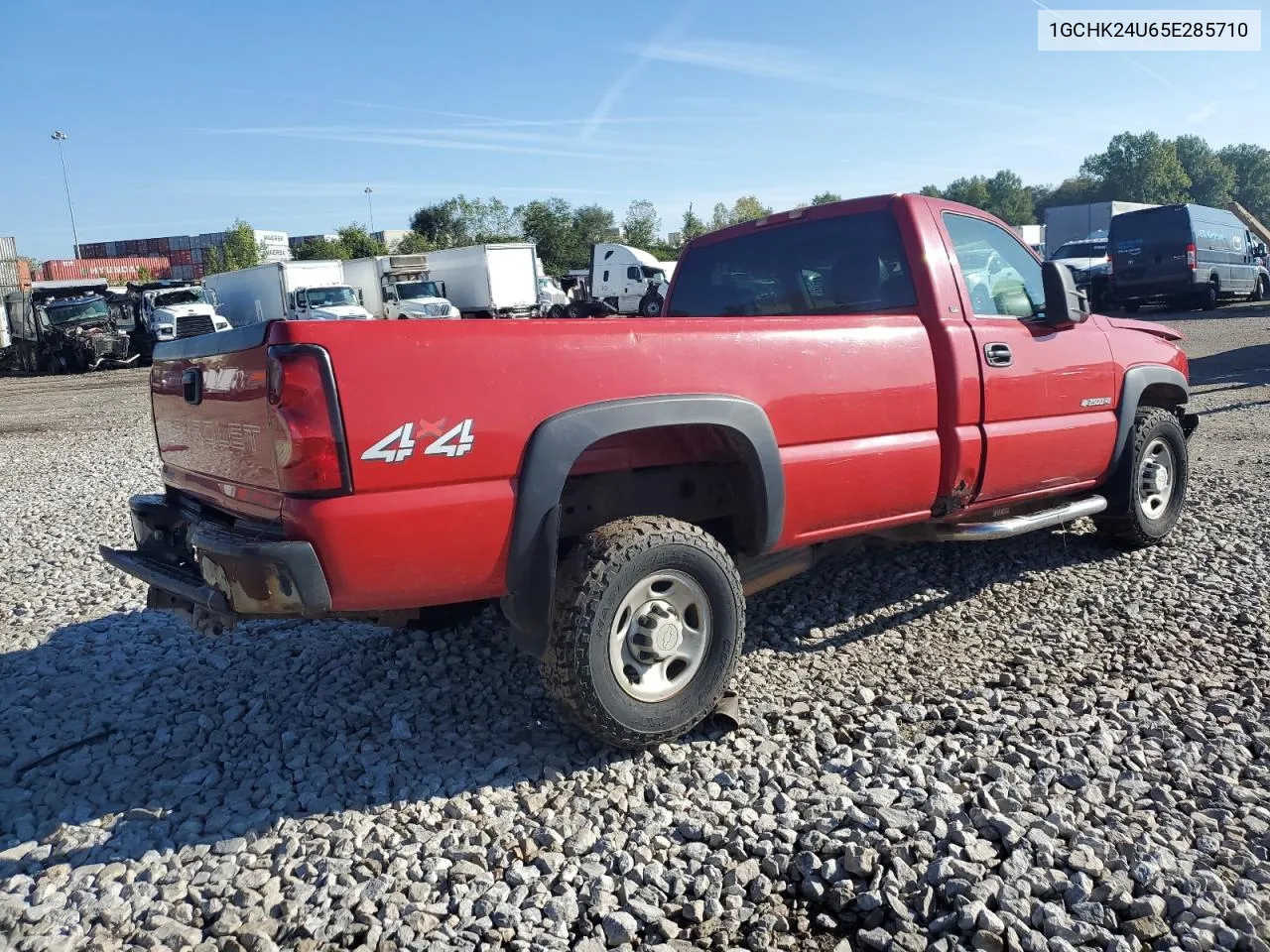 2005 Chevrolet Silverado K2500 Heavy Duty VIN: 1GCHK24U65E285710 Lot: 73648064