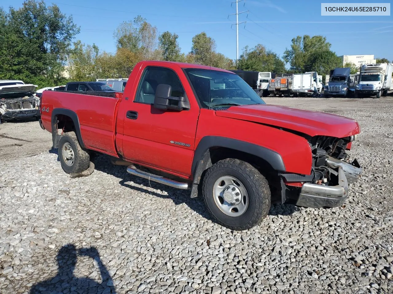 2005 Chevrolet Silverado K2500 Heavy Duty VIN: 1GCHK24U65E285710 Lot: 73648064