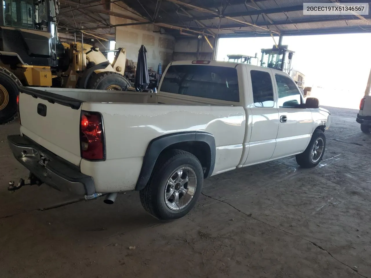 2005 Chevrolet Silverado C1500 VIN: 2GCEC19TX51346567 Lot: 74728524