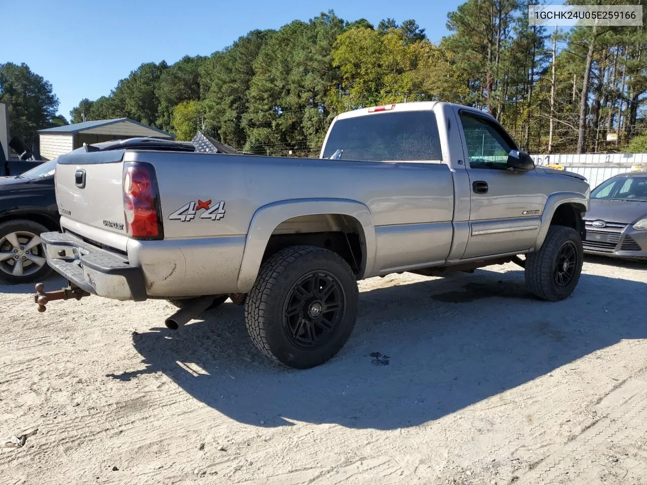 2005 Chevrolet Silverado K2500 Heavy Duty VIN: 1GCHK24U05E259166 Lot: 75170654