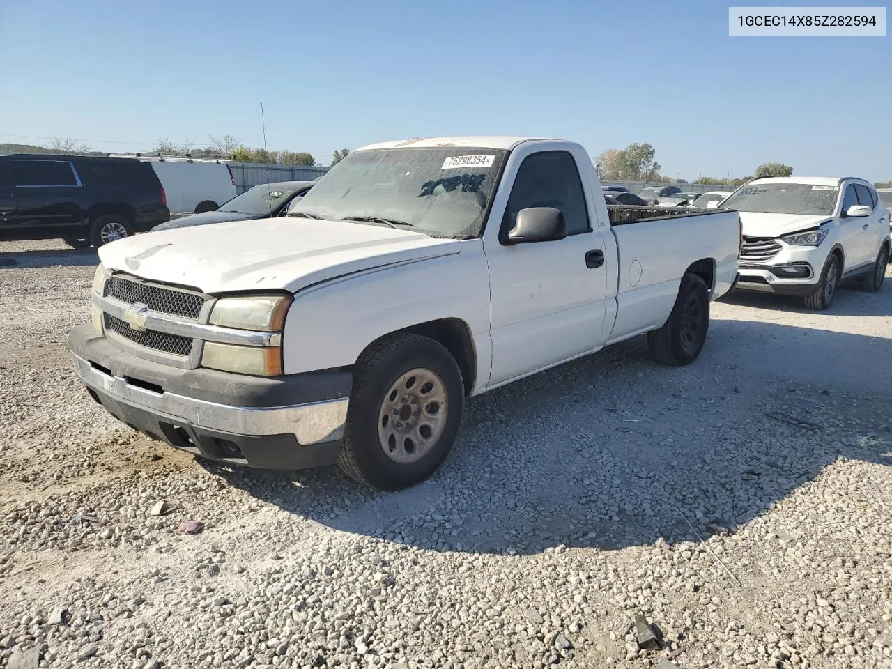 2005 Chevrolet Silverado C1500 VIN: 1GCEC14X85Z282594 Lot: 75298354